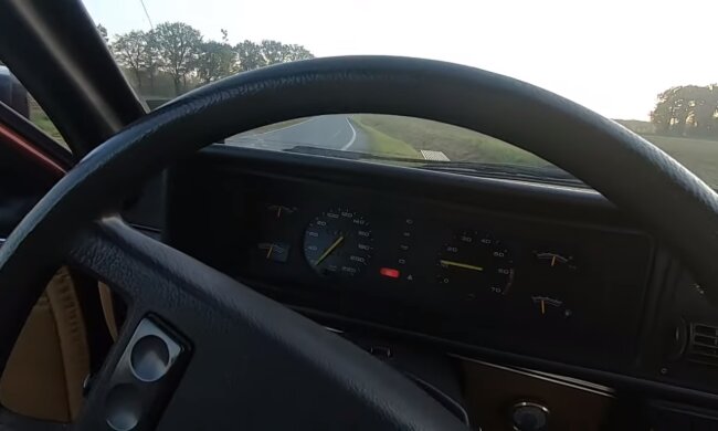 Секретный раритет: в гараже случайно нашли уникальный Opel. Таких уже не делают