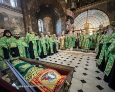 У Києво-Печерській лаврі віруючі УПЦ вшанували пам'ять преподобного Агапіта лікаря