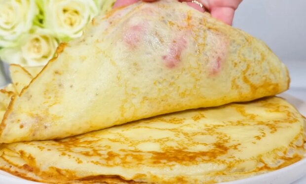 Млинці, кадр з відео