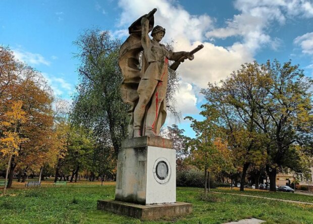 Фото пам'ятника у Чехії