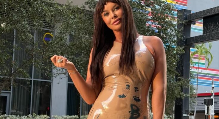 Асія Ахат, фото із соцмереж