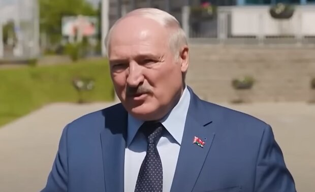 Лукашенко розпочав "мобілізаційні навчання" у Білорусі. Що відомо на даний момент