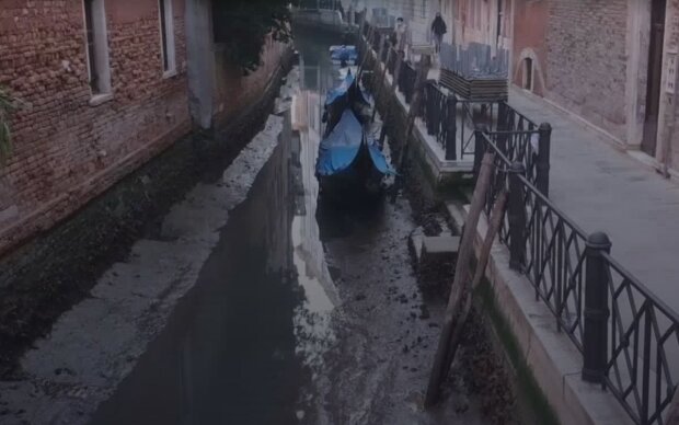 Рекордні відливи у Венеції. Фото: скріншот Youtube-відео