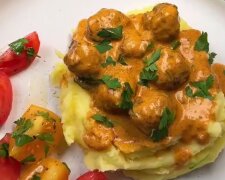 Тефтельки в сливочно-томатном соусе, кадр из видео