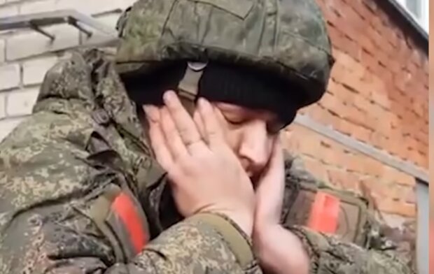 Бросают технику и идут на Москву пешком: видео бегства российских солдат