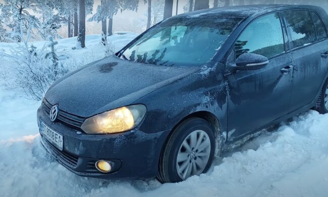 Застряг у кучугурі: скрін з відео