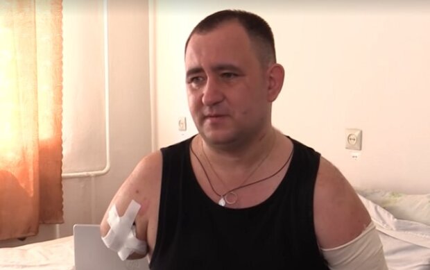"Саша, рук у тебе вже немає": український морпіх розповів, як прокинувся після поранення