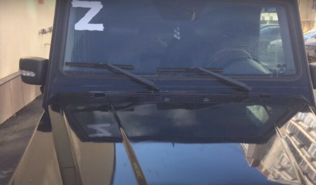 Символика "Z" на автомобиле: скрин с видео