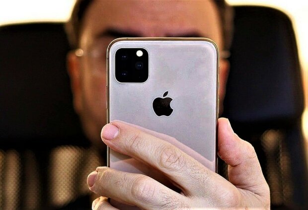 Владелец IPhone