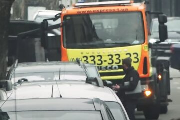 Имейте ввиду: неправильно припаркованные машины отдадут армии