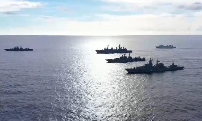 Щось почнеться: Росія терміново вивела в море дві третини своїх підводних човнів. Озброєні ракетами