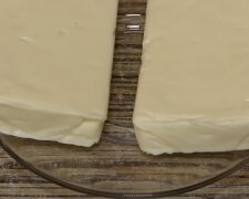 Плавленый сыр: скрин с видео