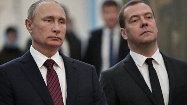 Медведев уже прямо угрожает Украине "судным днем". Говорит, что все произойдет мгновенно