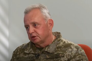 Головнокомандувач збройними силами України, генерал Віктор Муженко. Скріншот з відео на Youtube