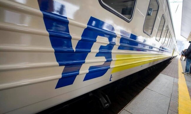 Українці масово скуповують квитки на потяги: з чим це пов'язано і до чого готуватись