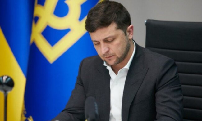 Безработным раздадут деньги: Зеленский уже подписал указ. Сколько можно получить