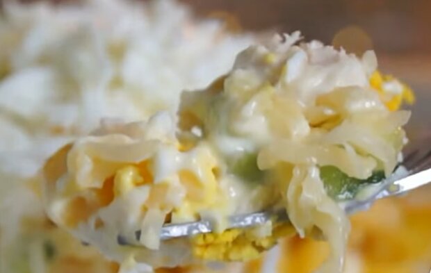 Салат "Снежок", кадр из видео