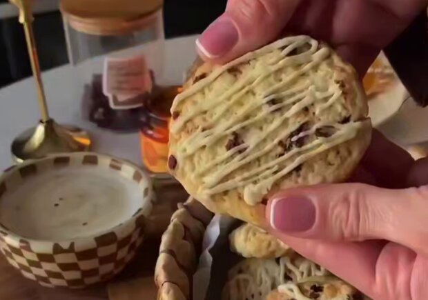 Журавлинне печиво, кадр з відео