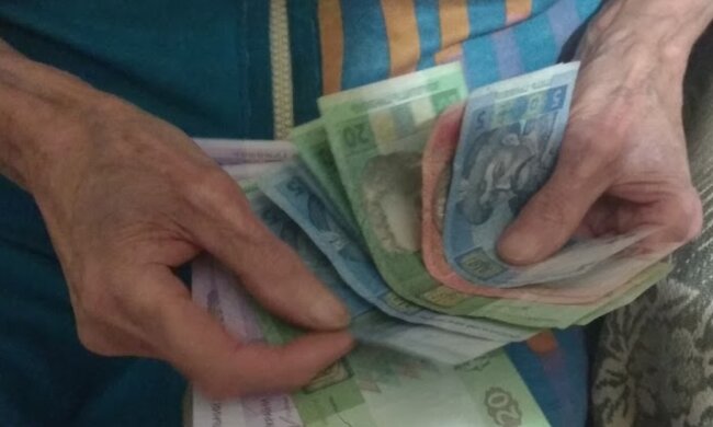 Жителям ОРДЛО треба буде по-новому підтверджувати трудовий стаж до пенсії. Що треба знати