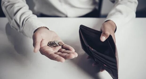 Старовинний обряд на гроші: що потрібно зробити, щоб позбавитися фінансових труднощів