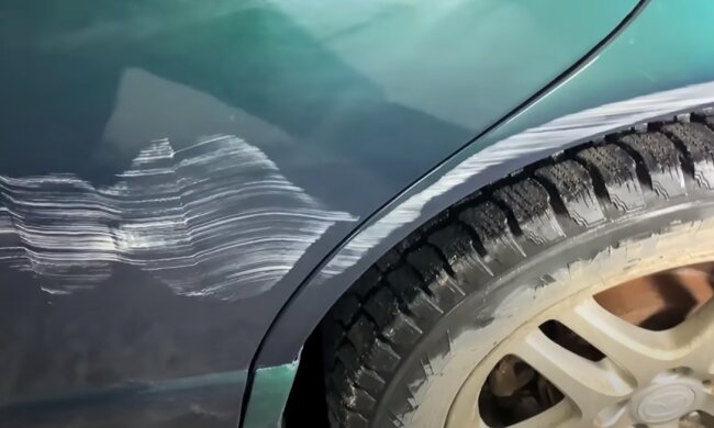 Царапины на авто: скрин с видео
