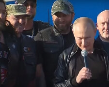 Володимир Путін і "Нічні вовки". Фото: скріншот YouTube-відео.