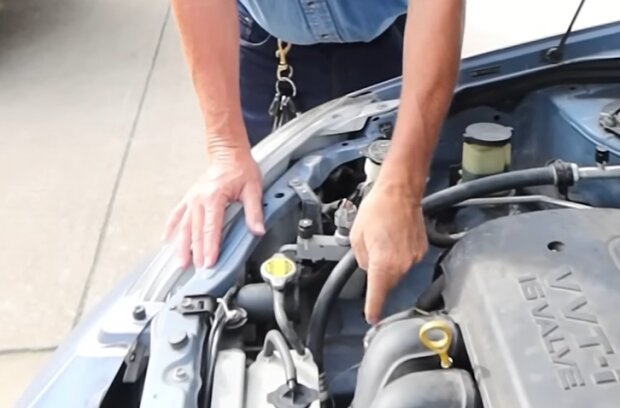 Ремонт авто, СТО, кадр из видео