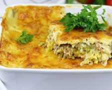 Запіканка з кабачків та бекону з соусом "бешамель" , фото: youtube.com
