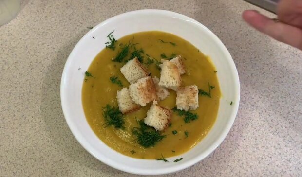 Гороховий суп