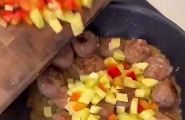 Східний суп, кадр з відео