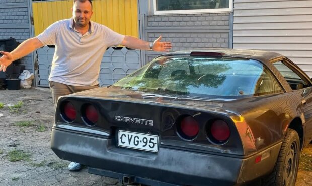 Chevrolet Corvette C4, кадр с видео
