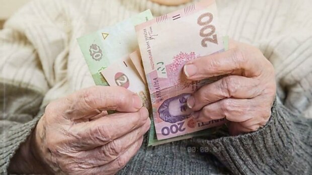 Украинцы, внимание: в Пенсионном фонде сделали важное заявление о выплатах за октябрь и ноябрь