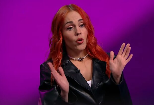 Олена Тополя, кадр з інтерв'ю