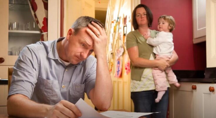 Комунальні платежі. Скріншот з відео на Youtube