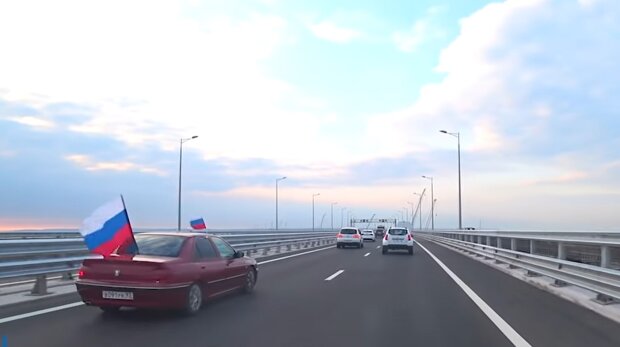 Падение Крымского моста: запустили сайт с обратным отсчетом. Осталось мало