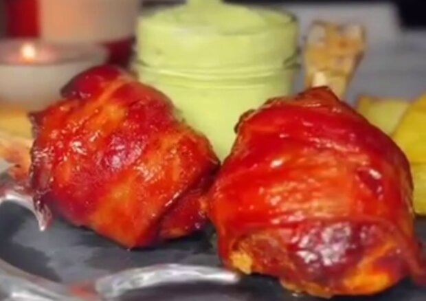 Курячі чупси, кадр з відео