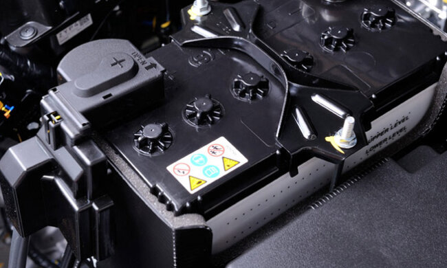 Це знає не кожен водій: що потрібно зробити, щоб акумулятор працював набагато довше