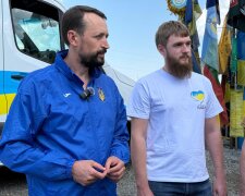 Купянский, Волчанский и Ореховское направления: Валерий Дубиль, Вита Присяжнюк и фонд «Надежда» передали помощь на фронт