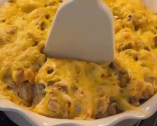 Картопляна запіканка з печерицями, кадр з відео