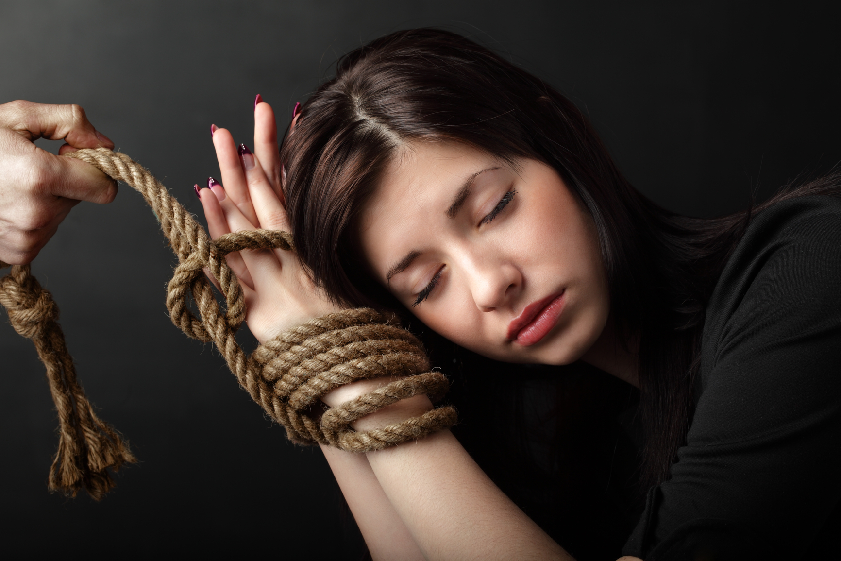 orgazmi-svyazat-menya-verevkami